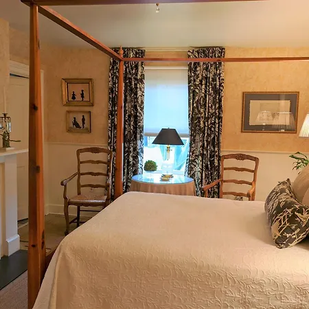 Catherine Ward House Inn-3
